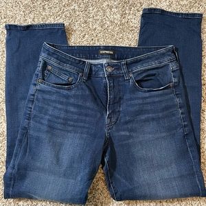 Men’s Express Jeans size 31x30 straight fit.